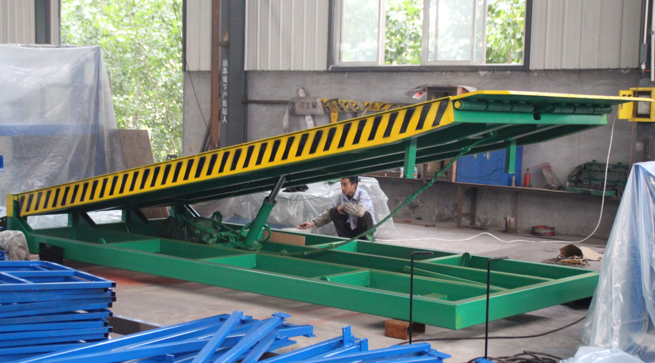 Dock leveller