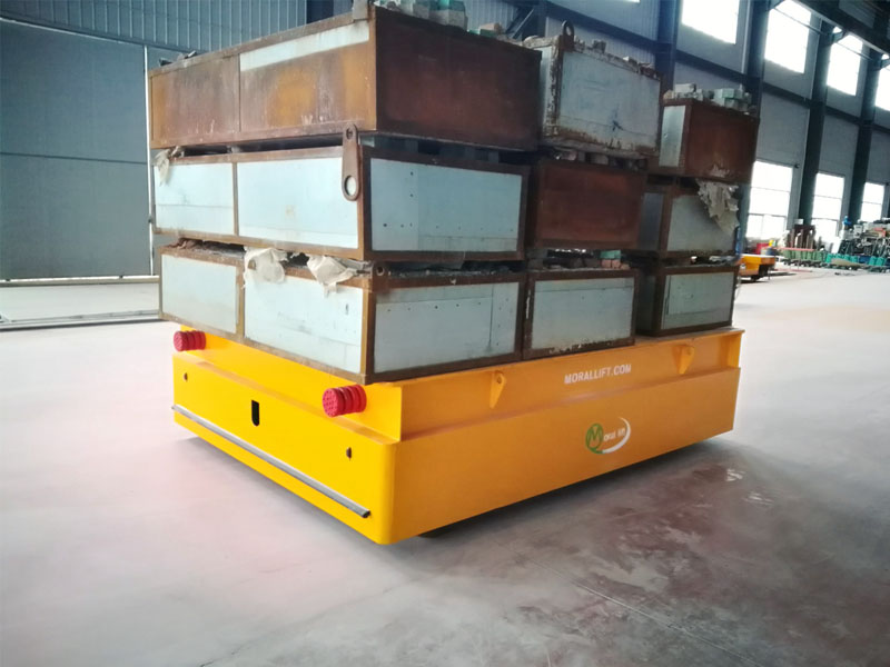 Trackless transfer cart