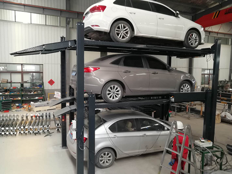 Four post car parking lift