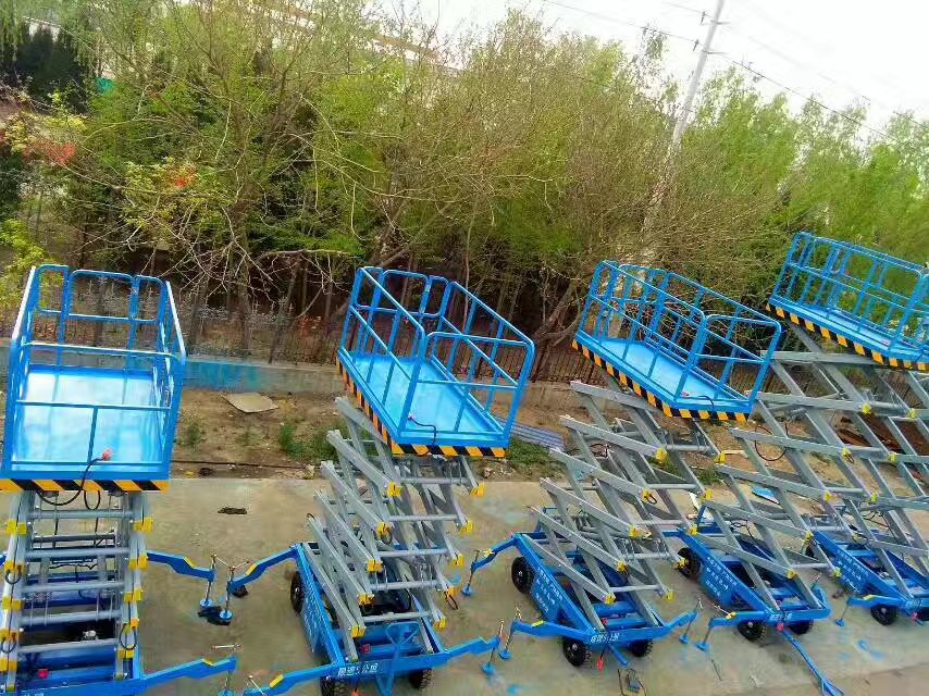 AC power mobile scissor lift