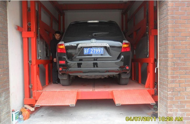 Vertical car lift