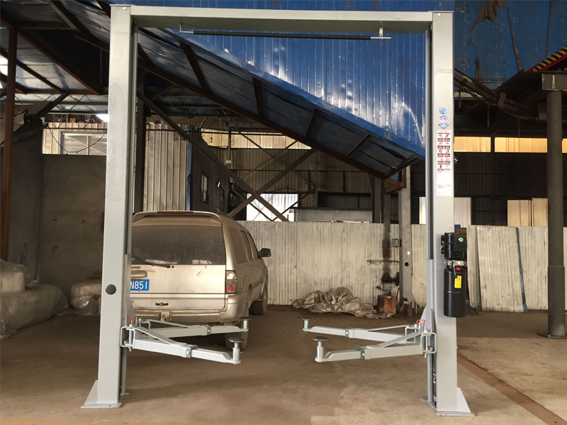 Two post car lift