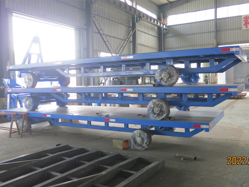 Towed transfer cart