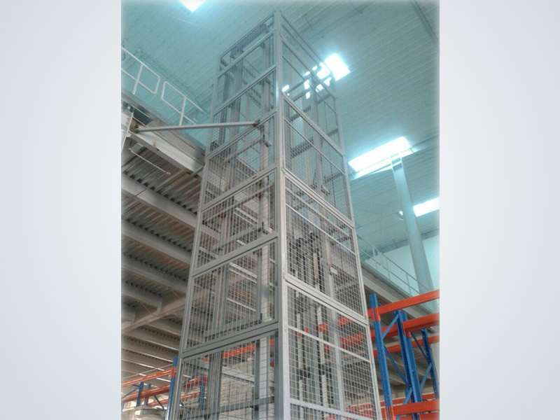 Vertical cargo lift